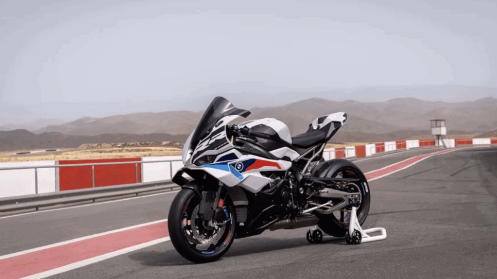 2026 BMW S 1000 RR superbike, the model covered by the ignition lock recall